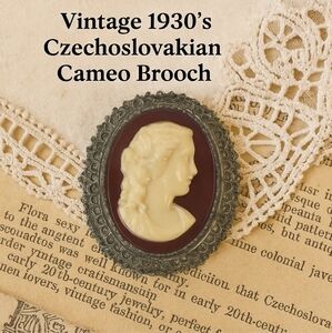 Vintage 1930’s Czechoslovakian Cameo Brooch